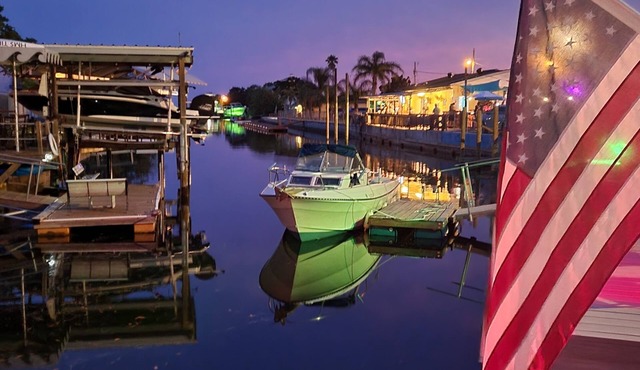 2 Bedroom canal home with direct Gulf access