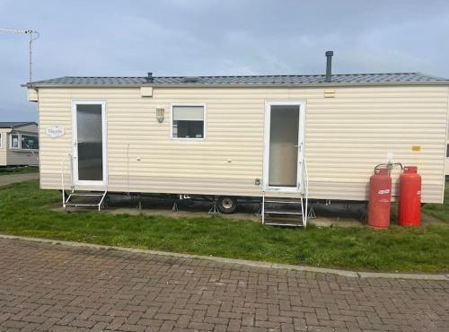 2 Bedroom Caravan Stay, Central Beach, Leysdown