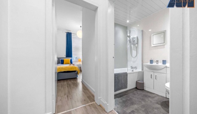 2 Bedroom Central Location