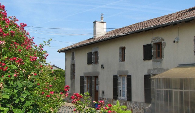 2 bedroom character gite en-suite great for walking, cycling and relaxing