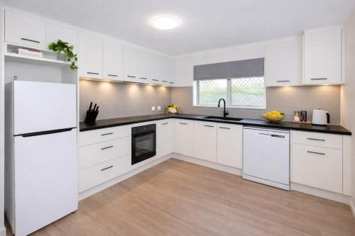 2-Bedroom Comfort near Mater Hospital Pimlico Townsville