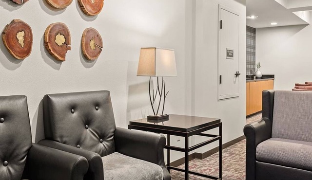 2-bedroom condo in terrific West Yellowstone with fitness room, AC