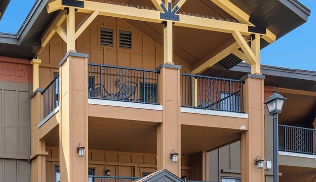 2-bedroom condo in superb West Yellowstone with fitness and AC