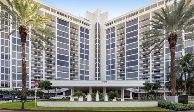 2 Bedroom Condo 325631 by Houzlet