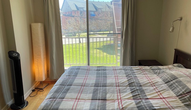 2 bedroom condo in a family oriented neighbourhood