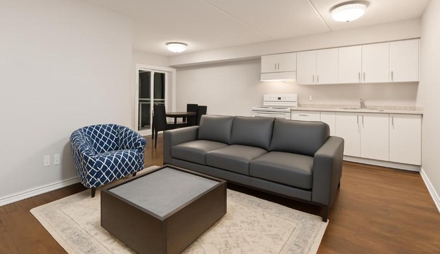 2 Bedroom Condo in Milton