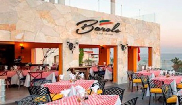 2 Bedroom Condo in Enchanting Cabo San Lucas with Hotel Amenities