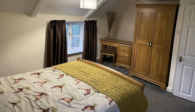 2 Bedroom cosy dog friendly cottage