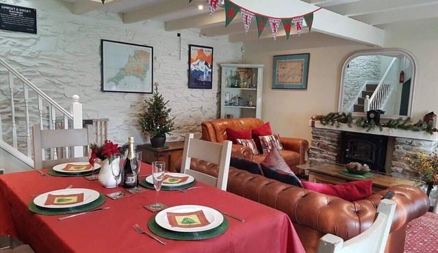 2 Bedroom Cottage Close to Perranporth Beach