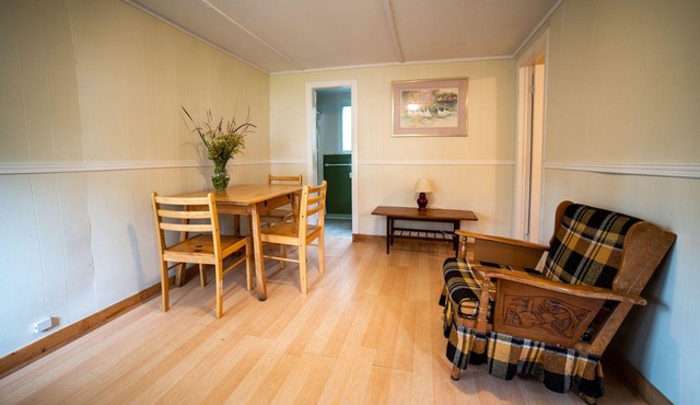 2-Bedroom Cottage #4 - Monterey Pine