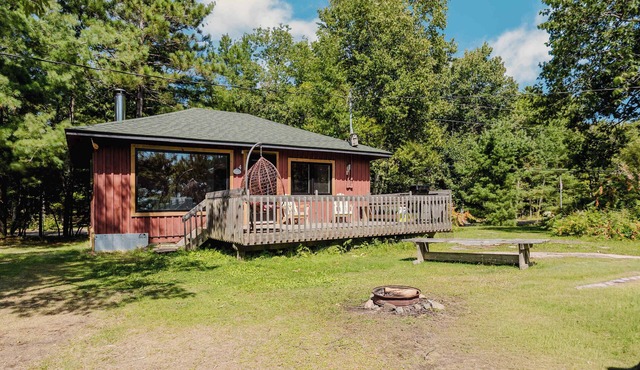 2-Bedroom Cottage #4 - Sand Bay