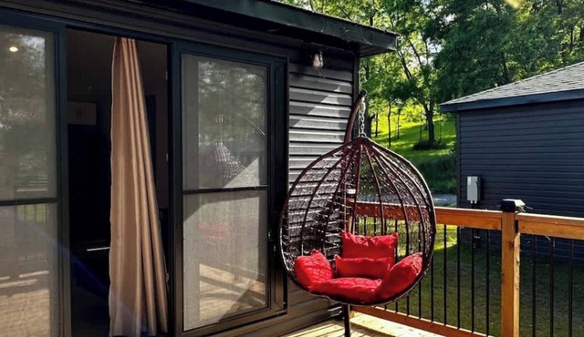 2 Bedroom Cottage #6: Willow Bay