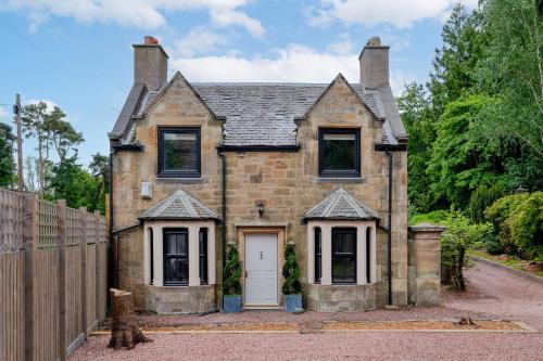 2 Bedroom Cottage-Free Parking