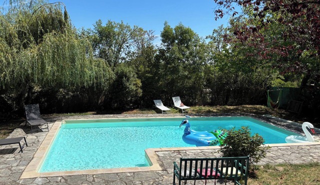 2 Bedroom Cottage - Sleeps 6 - Pool - Garden