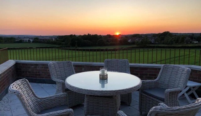 2 Bedroom cottage with Beautiful views over the Mendips