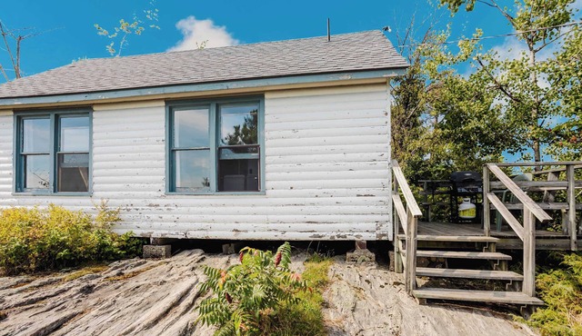 2-Bedroom Cottage with Stunning View - Rockwood #6