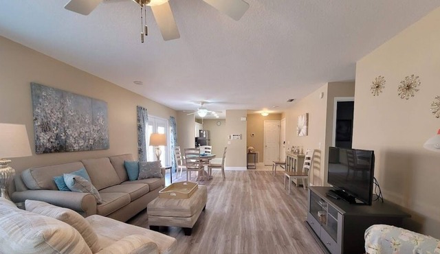 2 Bedroom Courtyard Villa with King Bed