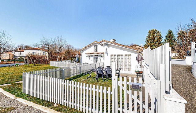 2 bedroom cozy home in Oradour-Fanais