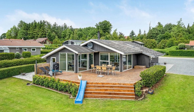 2 bedroom cozy home in Juelsminde