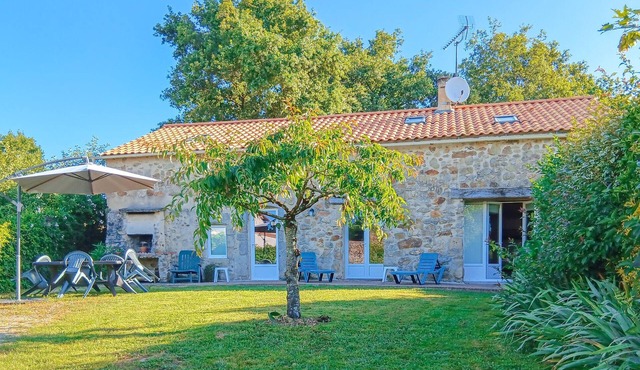 2 bedroom cozy home in Landeronde