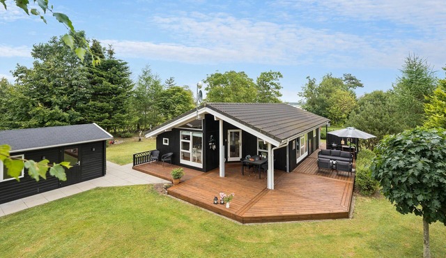 2 bedroom cozy home in Højslev