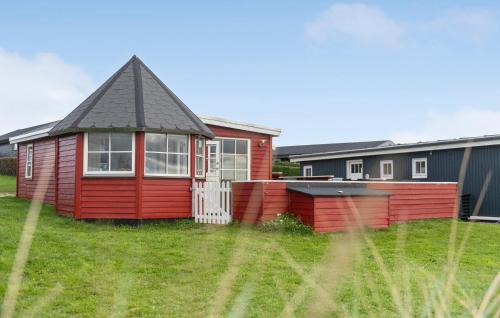 2 Bedroom Cozy Home In Esbjerg V