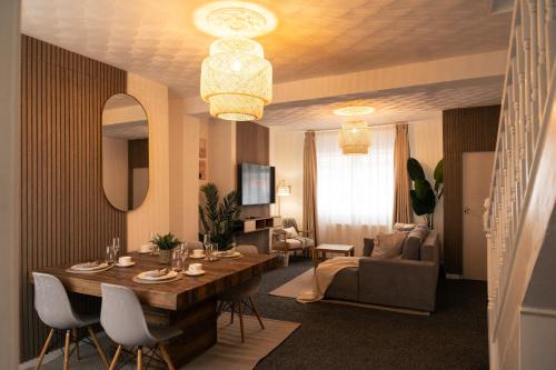 2 Bedroom Cozy Home Sleeps 6 with 1Gb Wi-Fi near Durham & Darlington-Kynren