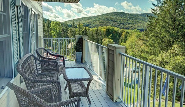 2 Bedroom Deluxe Condo at Jiminy Peak Ski Mountain, Bentley Brook Resort!