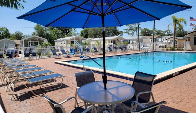 2 BEDROOM DISNEY AREA VACATION RENTAL IN AWARD WINNING "MILL CREEK RESORT"