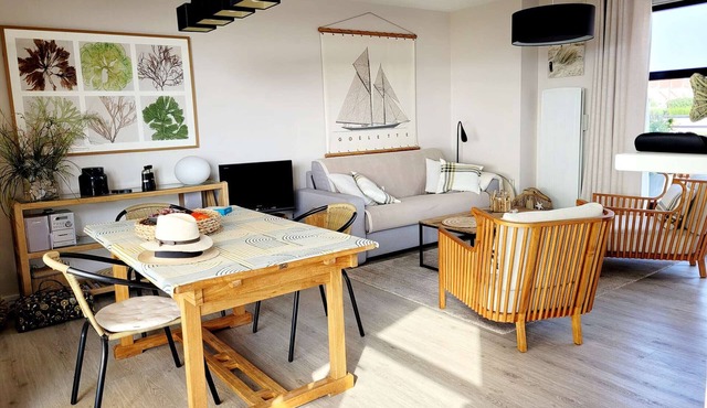 2-Bedroom Duplex with 2 Terraces and Parking in Wimereux