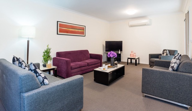 2 bedroom executive furnished Apartments accommodation