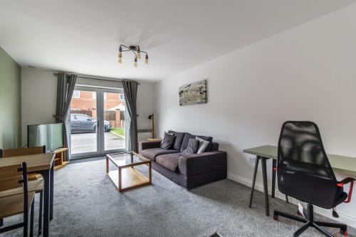 2 Bedroom Flat 1, Glasshoughton