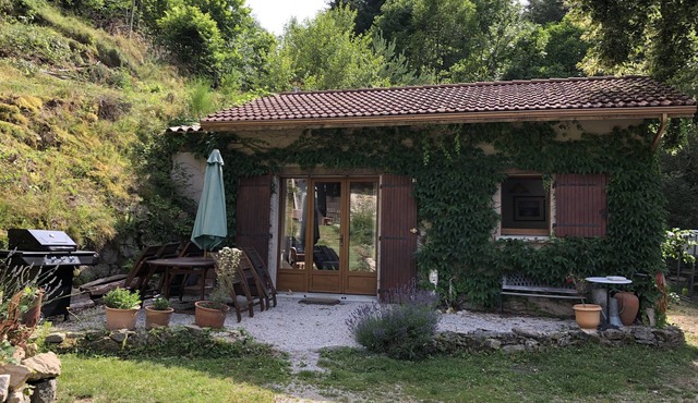 2 Bedroom Private vacation home in Saint Jeure d'Andaure
