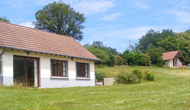 2 bedroom accommodation in St Hilaire Les Places