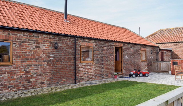 2 bedroom accommodation in Easby Grange, near Great Ayton