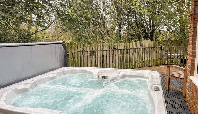 2 bedroom accommodation in Blaydon Burn, near Newcastle upon Tyne