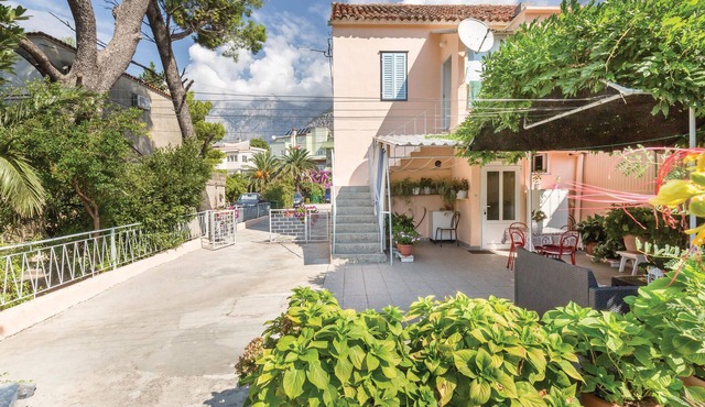 2 bedroom gorgeous apartment in Makarska