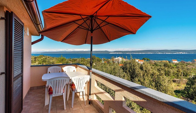 2 bedroom gorgeous apartment in Nevidane