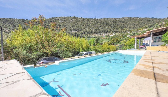 2 bedroom gorgeous apartment in Falicon