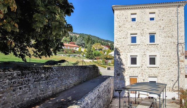 2 bedroom gorgeous apartment in Vanosc