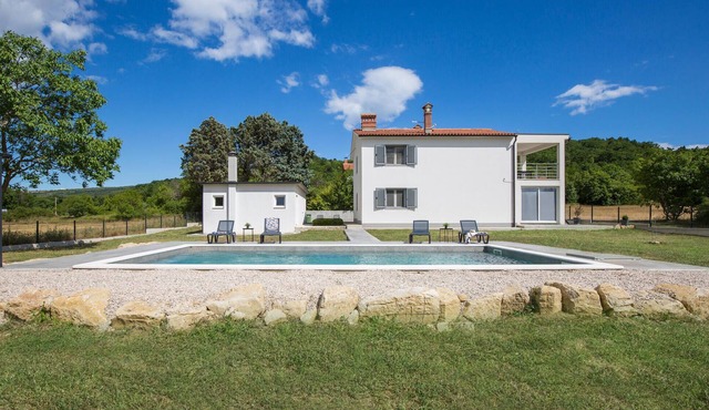 2 bedroom gorgeous apartment in Labin