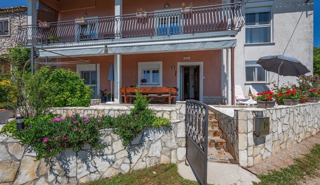 2 bedroom gorgeous apartment in Rabac