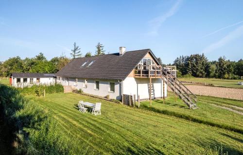 2 Bedroom Gorgeous Apartment In Pandrup