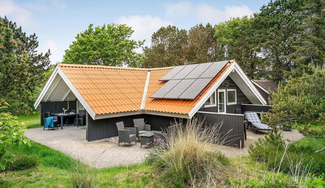 2 bedroom gorgeous home in Ringkøbing