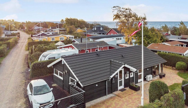 2 bedroom gorgeous home in Dannemare