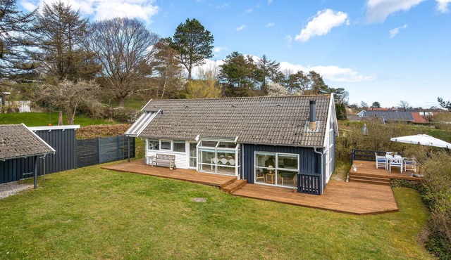 2 bedroom gorgeous home in Ebeltoft