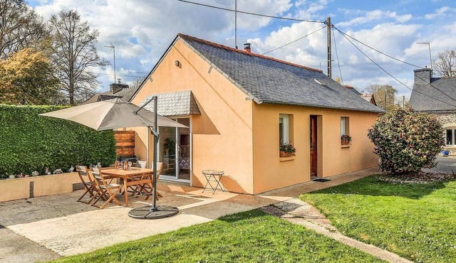 2 bedroom gorgeous home in Bréhan