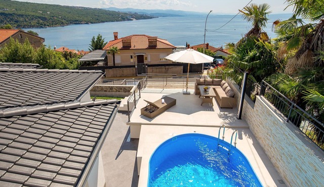 2 bedroom gorgeous home in Volosko