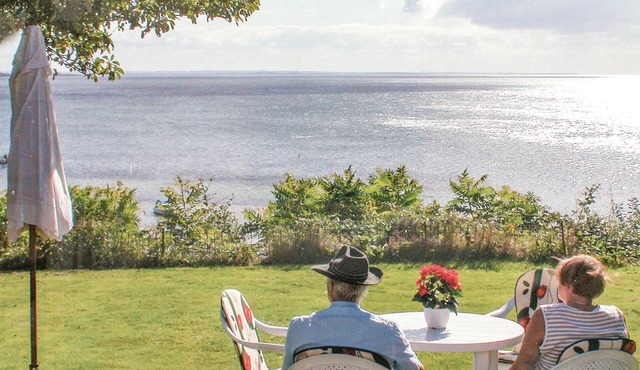 2 bedroom gorgeous home in Hejls