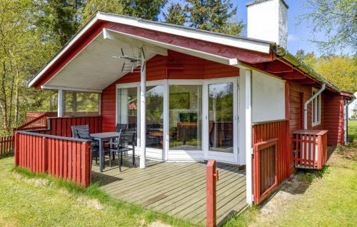 2 Bedroom Gorgeous Home In Hjørring